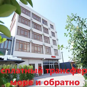 Hotel 725, Batumi